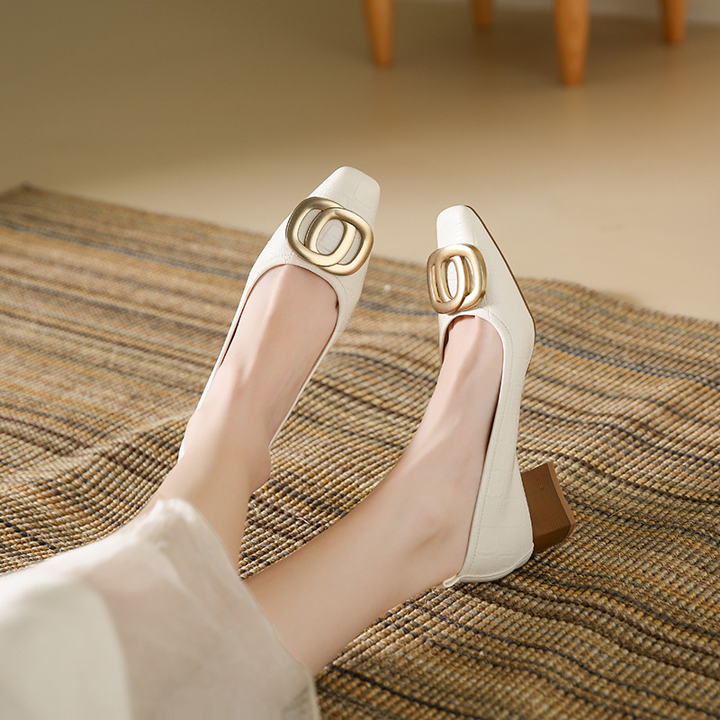 Ein Stück auf Lager, flacher Mund, dicker Absatz, Damenschuhe, 2023 Sommer, neue karreeförmige Low-Top-High-Heels, weiches Leder, einzelne Schuhe für Damen_voghion.com
