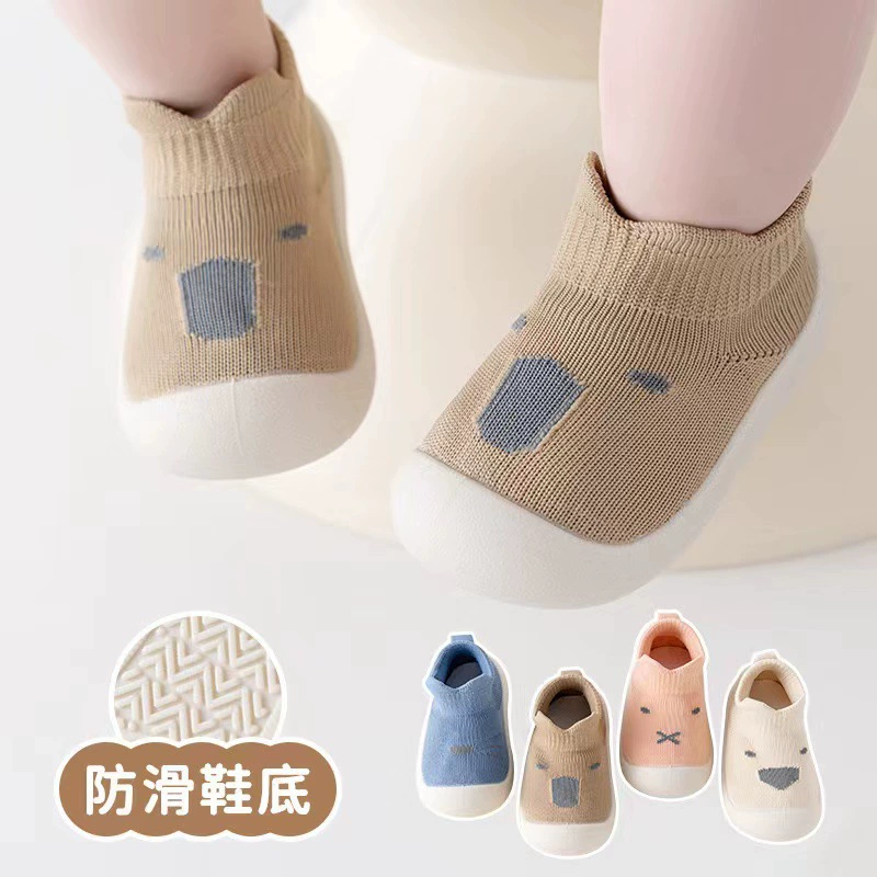 Новая детская обувь для малышей, нескользящая дышащая детская обувь на мягкой подошве, весенне-летняя детская обувь с героями мультфильмов, милая модная спортивная обувь