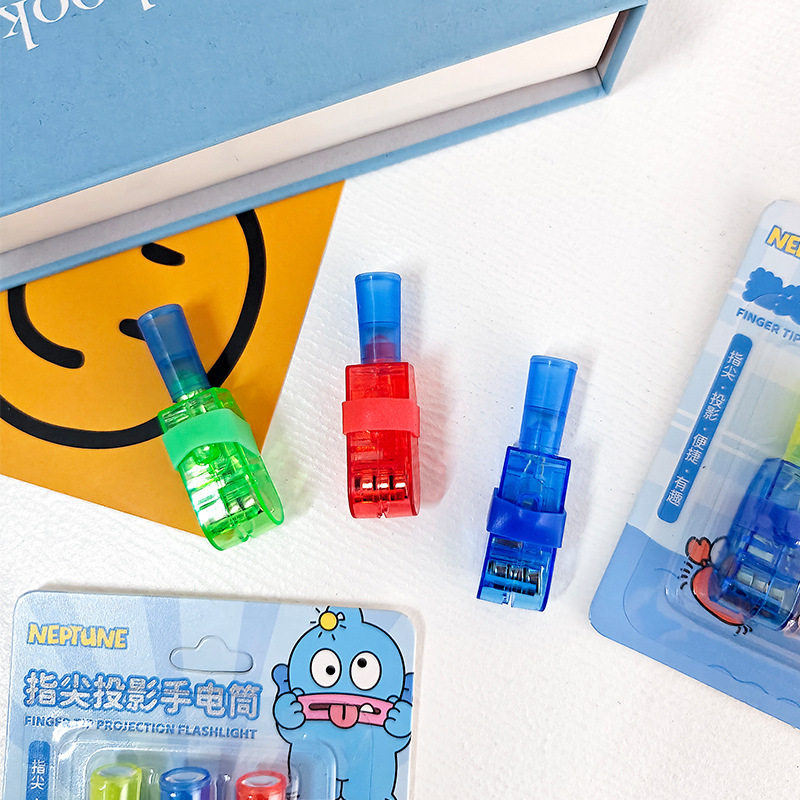 Nueva serie de elementos Neptun punta de dedo proyección linterna fiesta estudiantil pequeña y duradera mini linterna conveniente