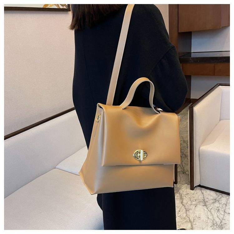 Small Bag 2021 New Bag Fashion All-match Messenger Bag Hportable Small Square Bag display picture 2