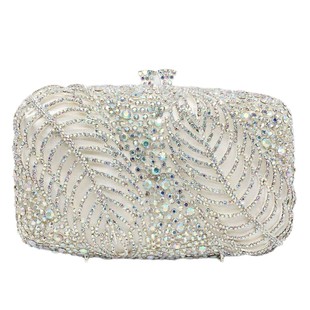 Carefully Selected Luxury Shiny Diamond-Encrusted Evening Bag, European and American Style Full Diamond Clutch for Women, Fashionable Hollow Metal Bag