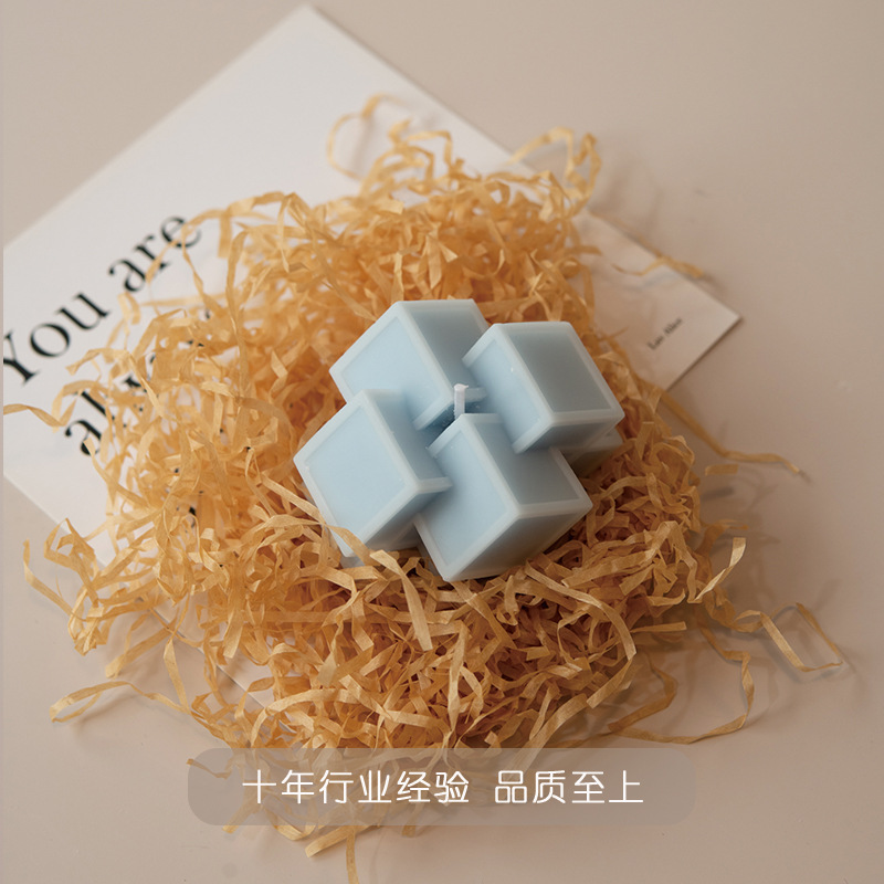 Ventas transfronterizas calientes superpuestas de modelado geométrico cuadrado velas aromáticas adornos para el hogar joyas al por mayor hechas a mano