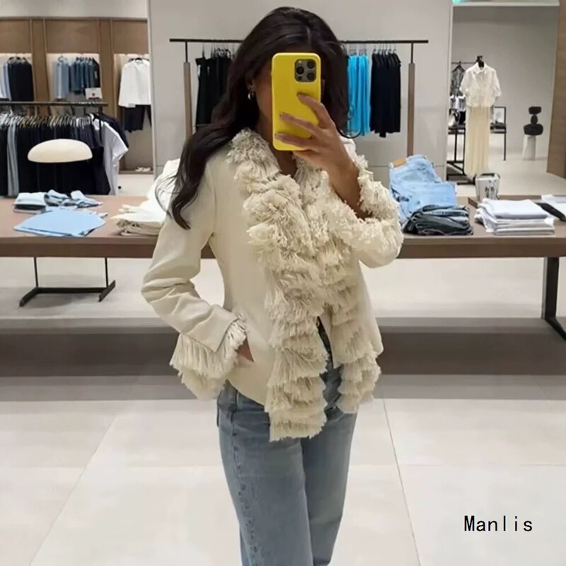 ins cross-border European and American style 2026 new fashionable and elegant women's commuter style fringed long-sleeve V-neck jacket ins cross-border European and American style 2026 new fashionable and elegant women's commuter style fringed long-sleeve V-neck jacket