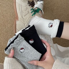 靴下の女性秋の韓国版ins潮ハローキティ泡口かわいい学院風百合少女jk中筒