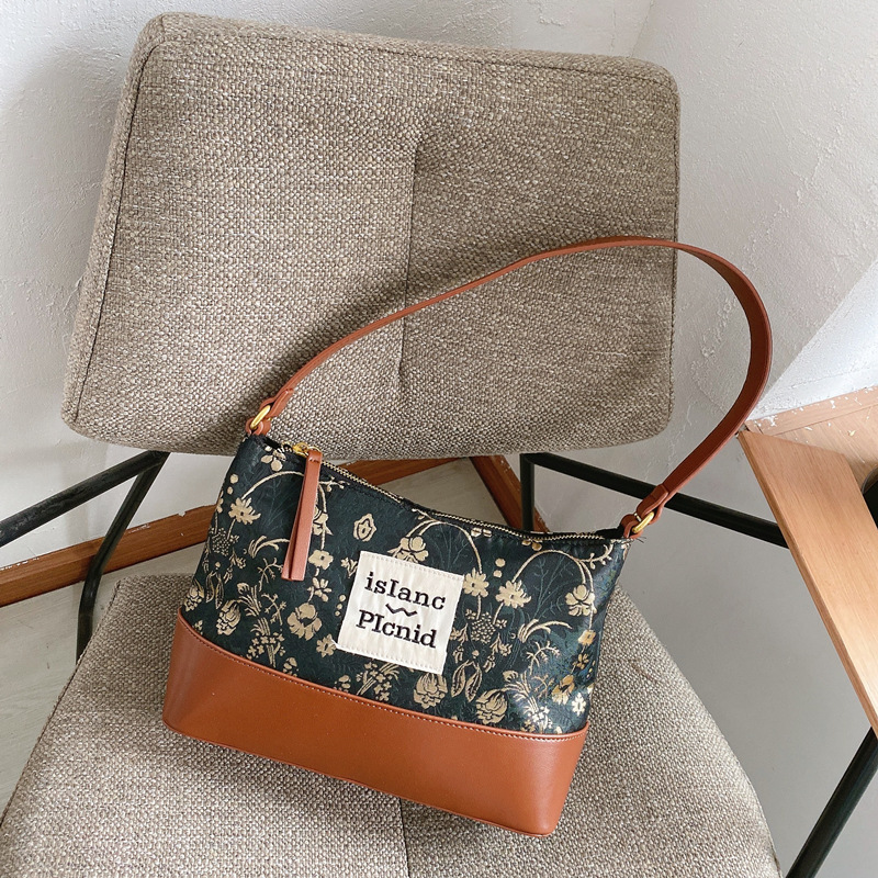 小衆設計高級感刺繡包包大容量水桶包2021新款潮腋下包單肩托特包