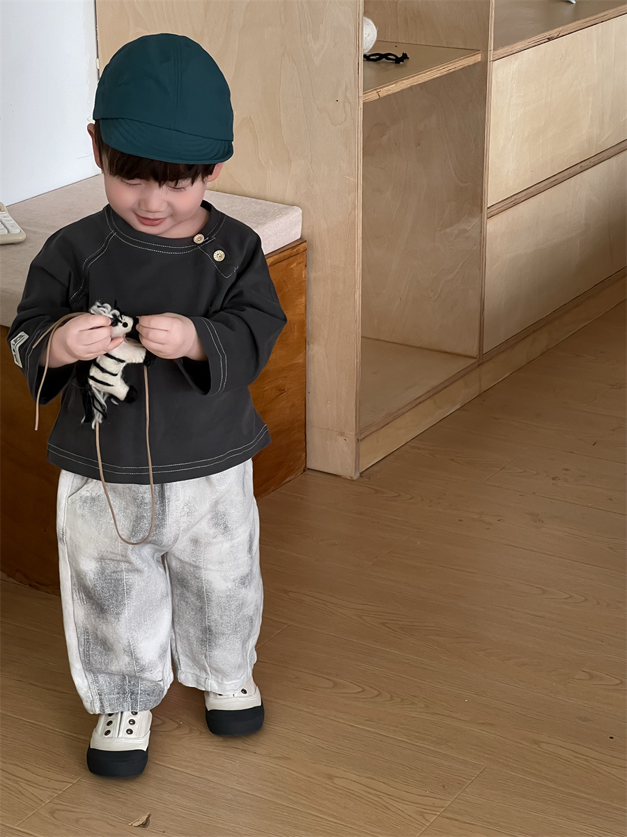 Baby otoño 2026 nueva ropa de niños de cuello redondo camiseta jeans set coreano ropa infantil de otoño para niños