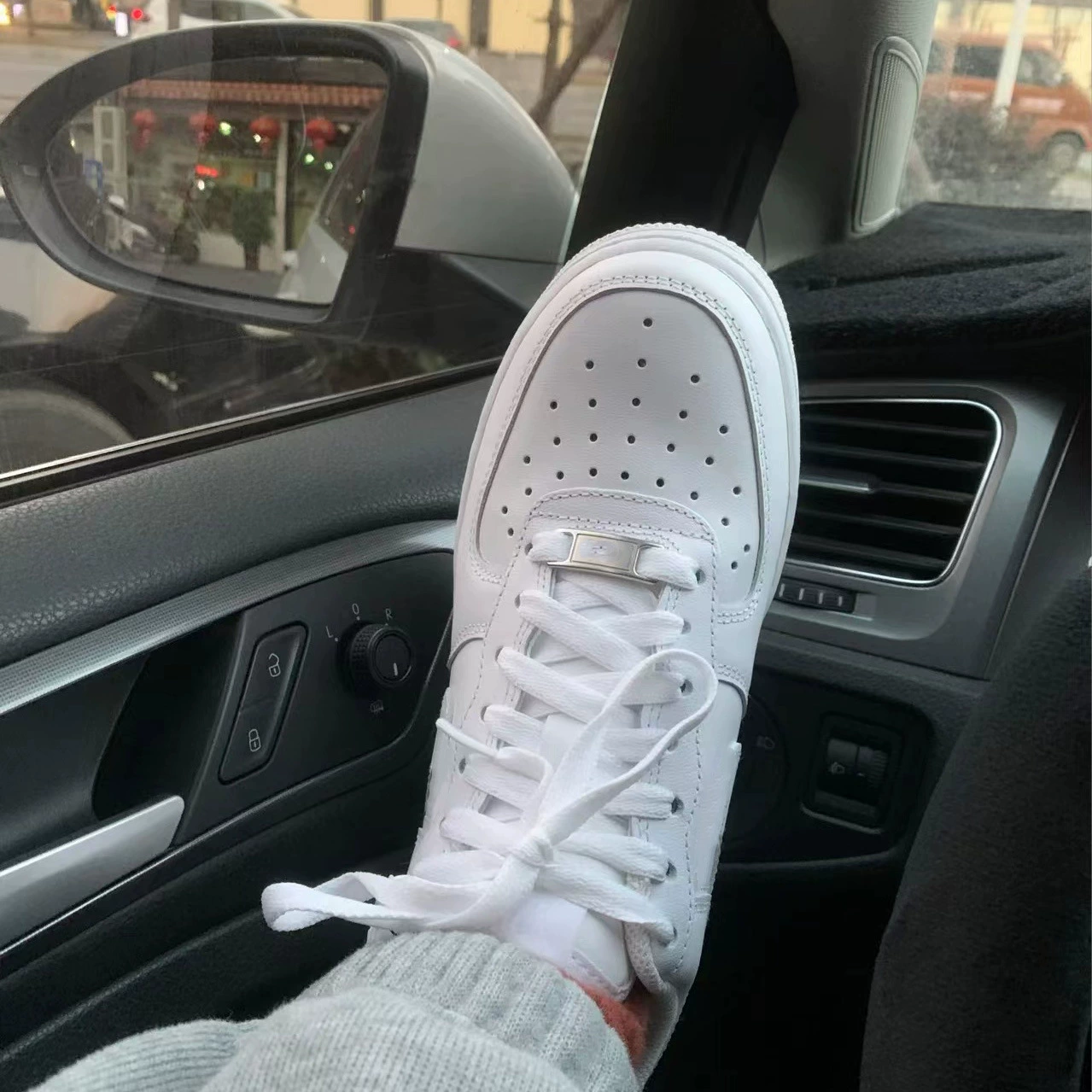 Кроссовки и обувь премиум-класса Guangzhou Tung Lo Wan, высококачественная версия Air Force 1, чисто белые мужские кроссовки, классическая модель AF1, спортивные кеды.