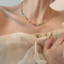 2022年新款彩色水晶串珠项链女夏锁骨链小众设计感彩虹珠子颈链