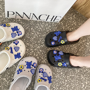 2025 New Style Clogs for Men, Summer Outdoor Closed-Toe Shoes for Women, Lightweight Soft-Soled Beach Sandals, Trendy Couple Shoes for Instagram