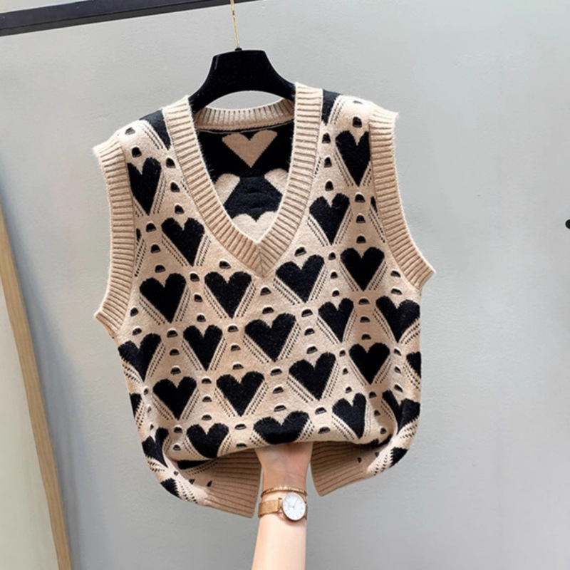 Spring and Autumn New Style Knitted Vest Women's Pullover Sleeveless Sweater Korean Style V-Neck Heart-Shaped Loose Vest Top Spring and Autumn New Style Knitted Vest Women's Pullover Sleeveless Sweater Korean Style V-Neck Heart-Shaped Loose Vest Top