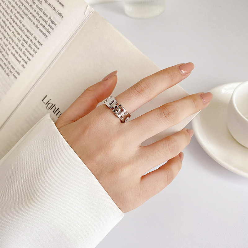 Rings Classification Housewarming, Anniversary, Business, Wedding, Travel, Birthday, Festival Occasion 304 Stainless Steel Material U Shape Pattern Unisex Gender PVD Coated Real Gold Plated U Shape 304 Stainless Steel Metal Waterproof Non Tarnish Rings