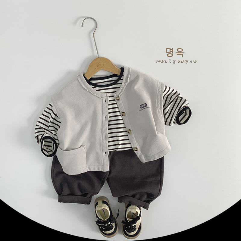 Chaleco para niños 2025 primavera nuevo bebé todo fósforo chaleco coreano cardigan 3-4-5 años ropa para niños y niñas al por mayor