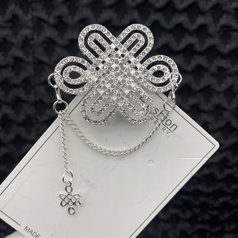 (Accessories Brooch Collection) Auspicious Wuliji Mongolian Elements Super Flash Diamond Imitation Silver Feature Imitation Diamond