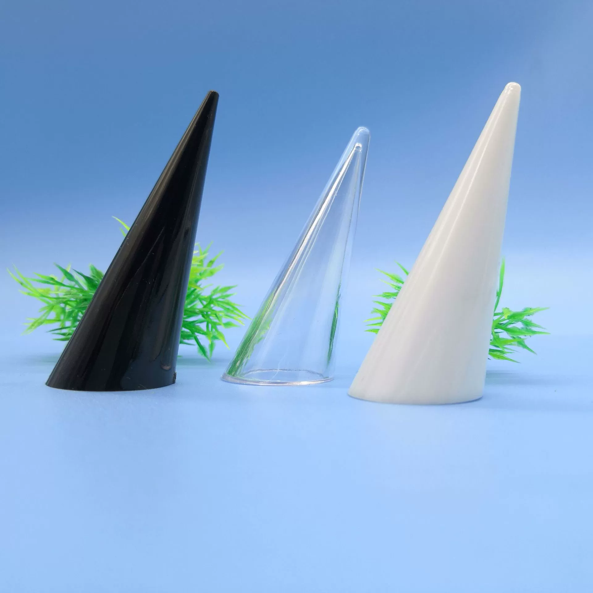 Stand, plastic ring