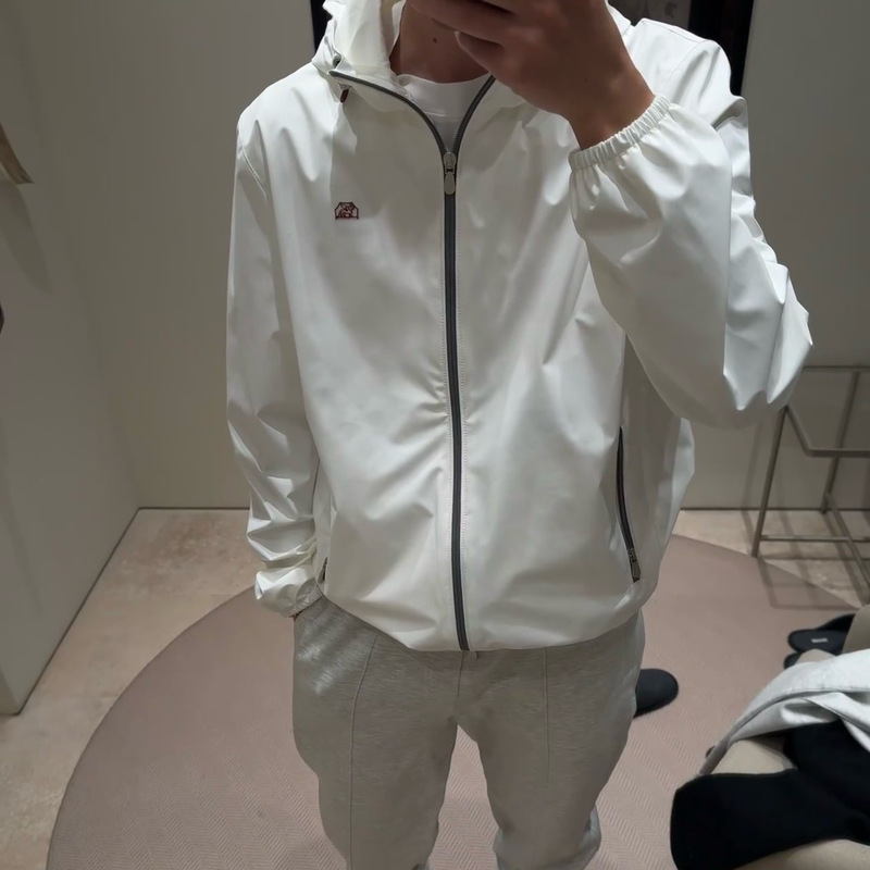LUXURY Old Money Style BC Windproof and Rainproof Fabric High-End White Jacket, Lightweight Solid Color Casual Top for All Seasons
