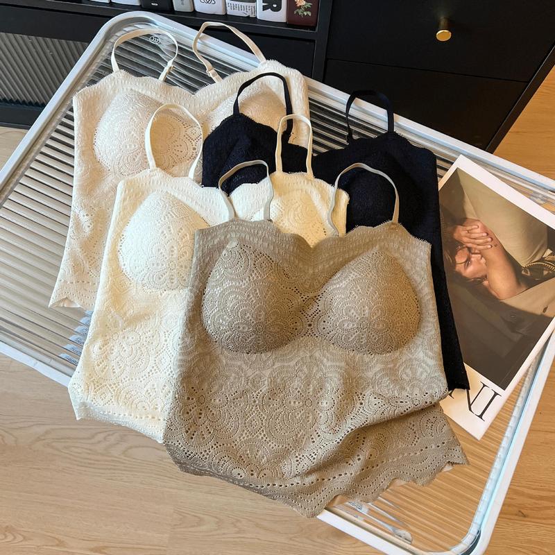 Early Autumn New Style C-Neck Versatile Beautiful Back Strapless Lace Seamless Vest with Adjustable Shoulder Straps for Women Early Autumn New Style C-Neck Versatile Beautiful Back Strapless Lace Seamless Vest with Adjustable Shoulder Straps for Women