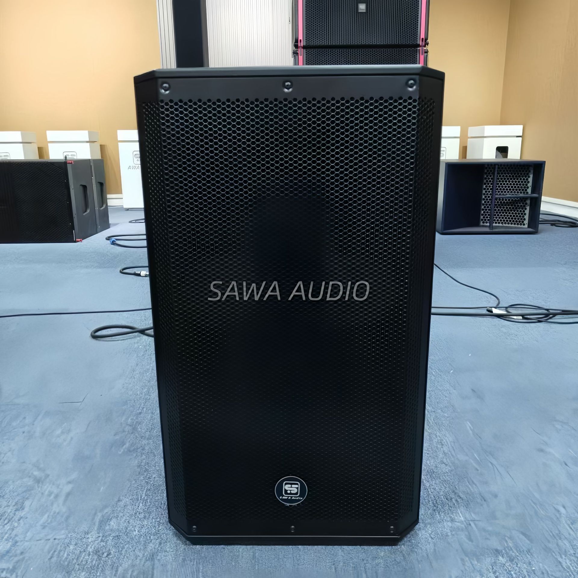 15 pulgadas de sonido de frecuencia completa al aire libre rendimiento profesional de alta potencia sonido profesional escenario sonido de matriz lineal