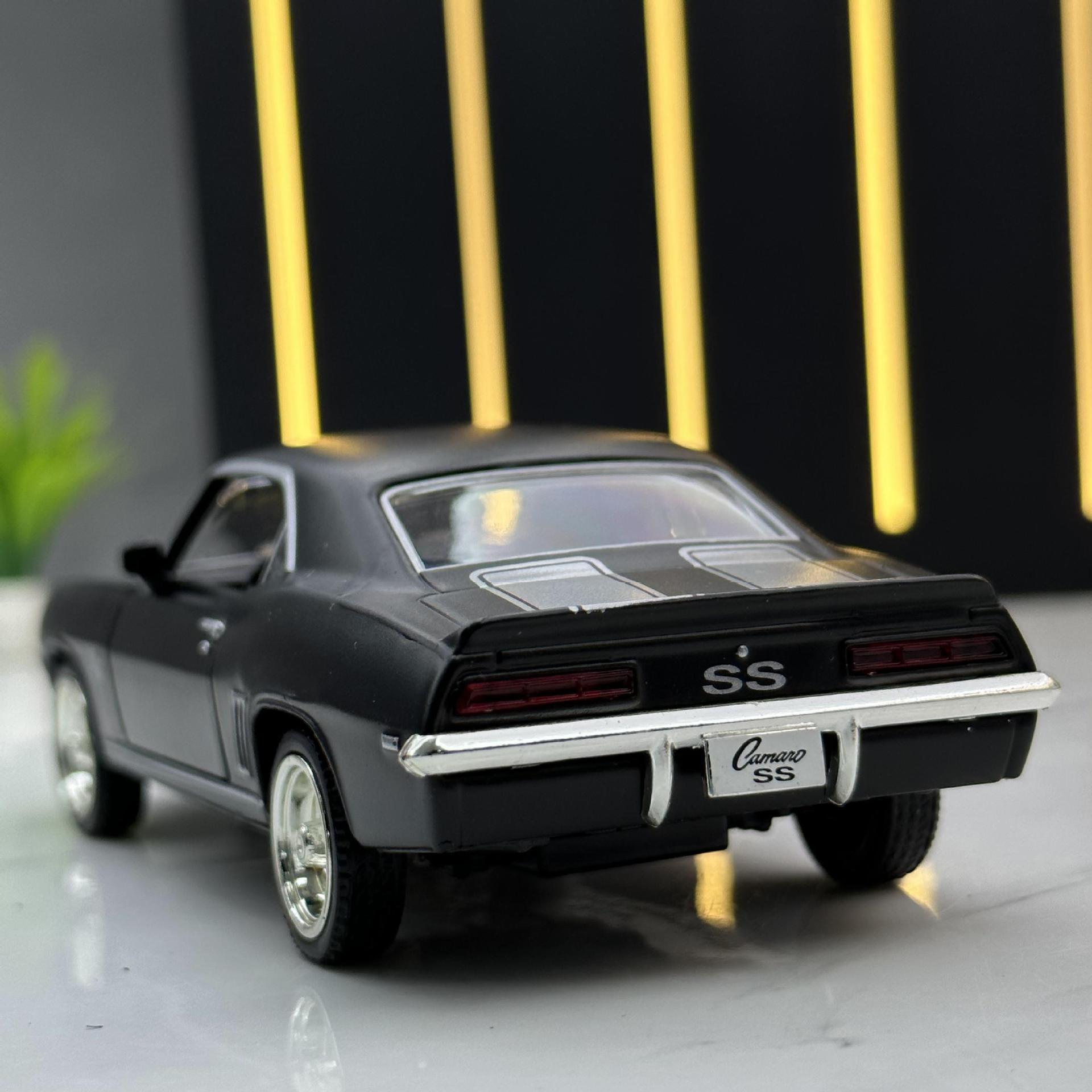 Marco Polo aleación modelo de coche 1:36 Chevrolet Camaro 1969 retro coche deportivo tire hacia atrás luz silenciosa modelo de juguete