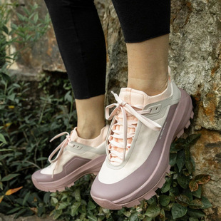 2025 New Couple Style Outdoor Hiking Shoes Cross-Country Shoes Dad Shoes Non-Slip Breathable Outdoor Hiking Shoes
