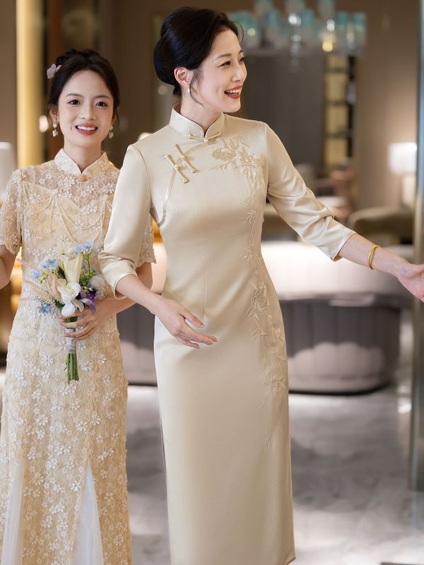 香槟色旗袍女夏季喜婆婆婚宴装2025新款礼服妈妈新中式刺绣裙子秋|undefined