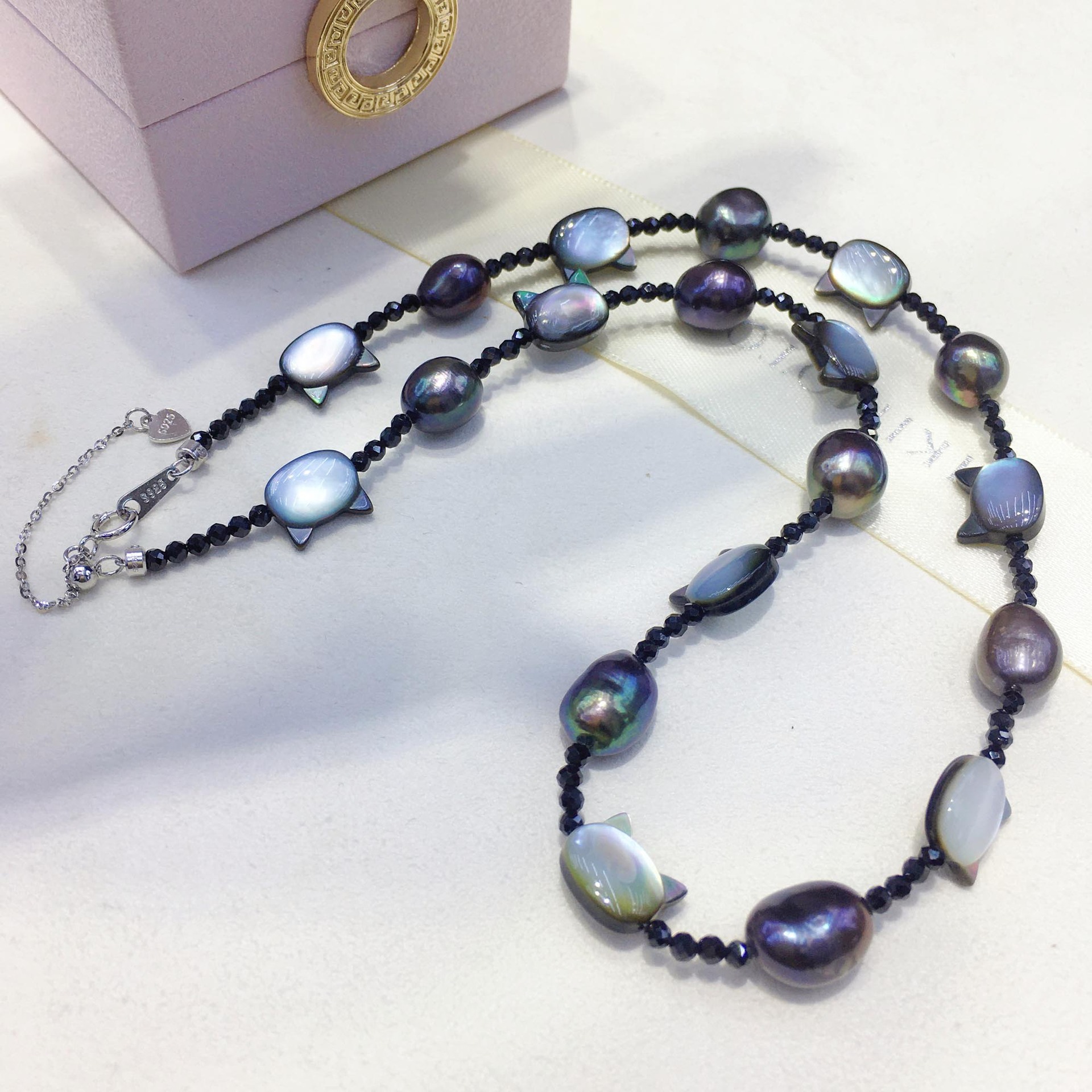 �������챬��tianȻ��ˮ�����鱴�Ǻڰ�è��������������