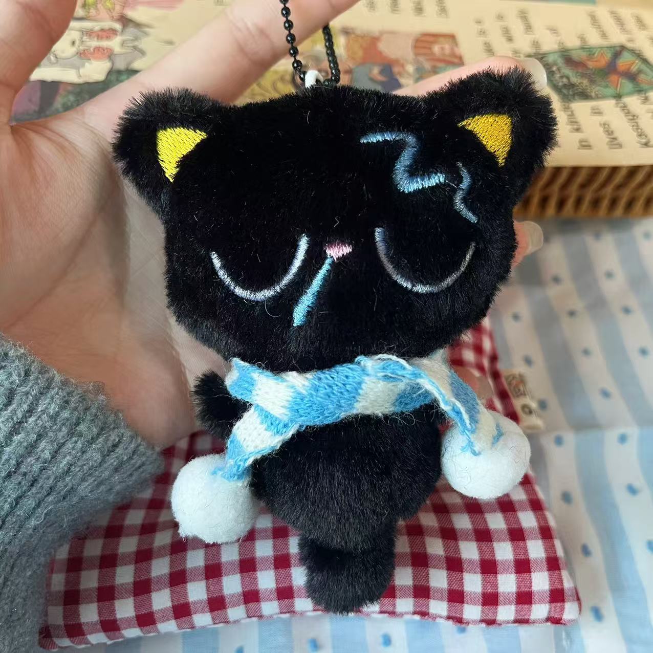 漫画黒猫人形人形きしむバッグペンダント猫のおもちゃ小さなペンダントカップルかわいいギフトぬいぐるみ
