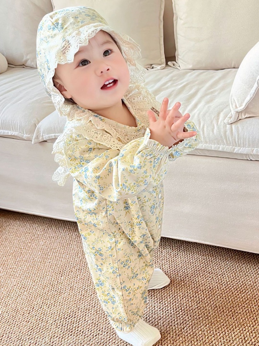 Ropa para otoño e invierno 2026, pelele de bebé estilo pastoral, mono de gateo para niña con forro polar floral Clase A, manga larga, estilo INS.