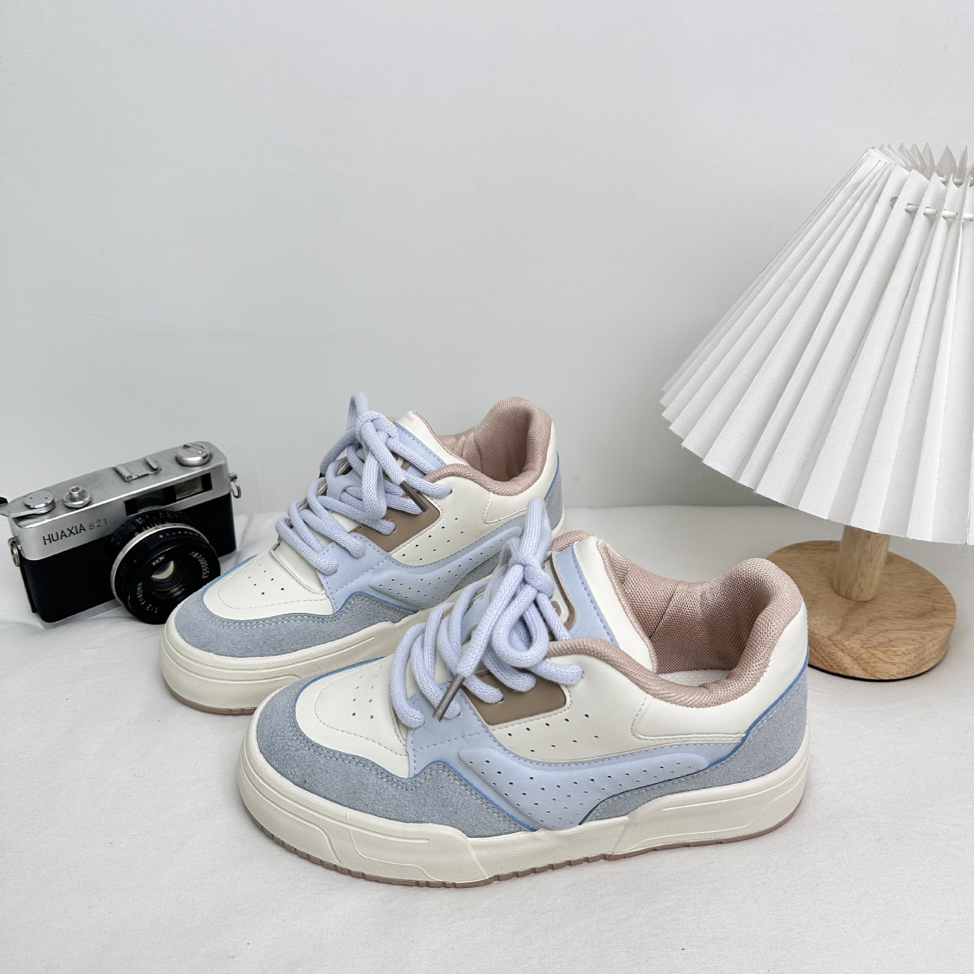 Zapatos de skate de tendencia de suela gruesa de onda lejana para niños estudiantes 2025 primavera zapatos de lona deportivos de lengua gruesa zapatos de mujer de todo fósforo image 4