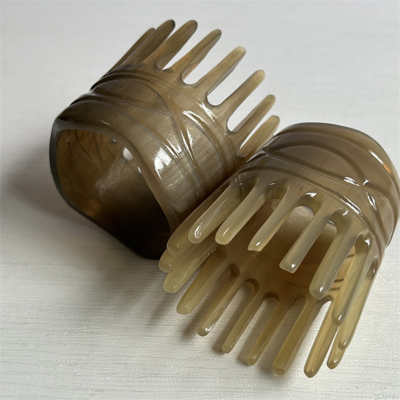 Horn Massage Comb for Scalp and Head 10cm Long Teeth Meridian Gua Sha Style Head Therapy Comb overview