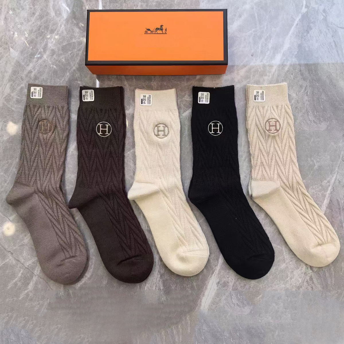 5 pares de calcetines de lana de marca de moda de caída de invierno calcetines coreanas bordadas letras ins viento invierno calcetines de mujer gruesas