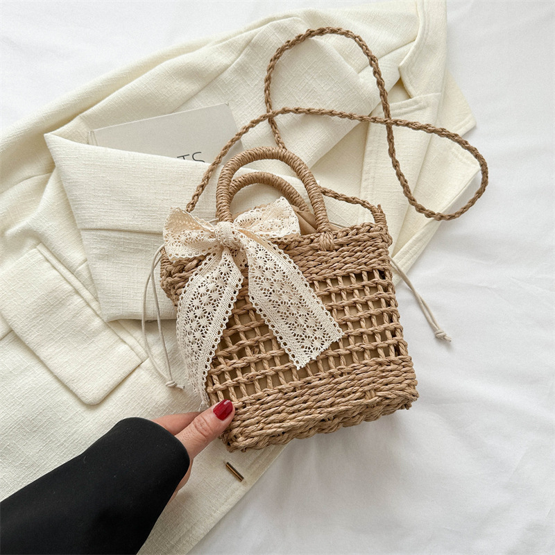 Nueva bolsa de verano de las mujeres bolso de paja tejida a mano pequeño bolso fresco bolso de hombro casual bolsa de mensajero de vacaciones