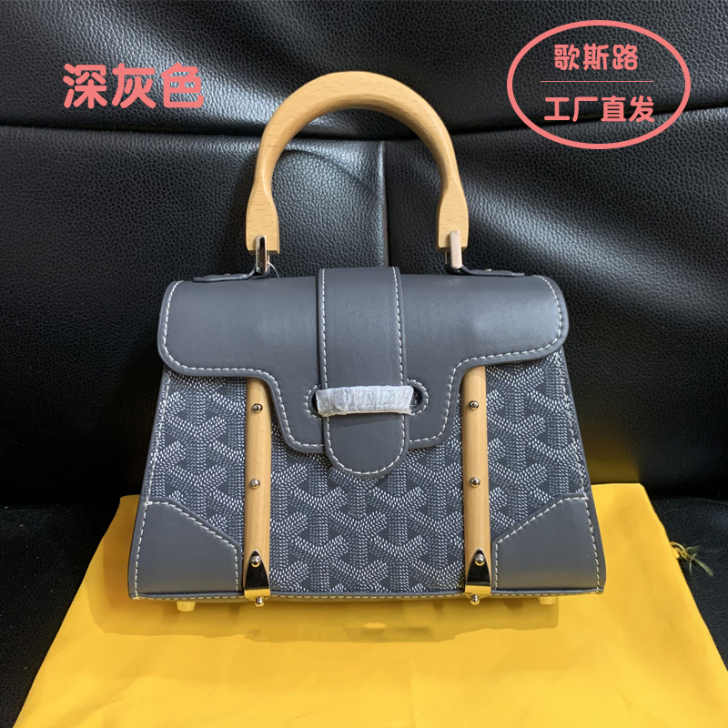 Bolso Cruzado de Cuero Mini Saigon con Asa de Madera, GAOYA | Bolsillos Organizados