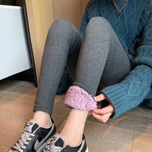 云朵绒打底裤女秋冬新款高腰外穿显瘦九分弹力大码紧身条纹保暖裤