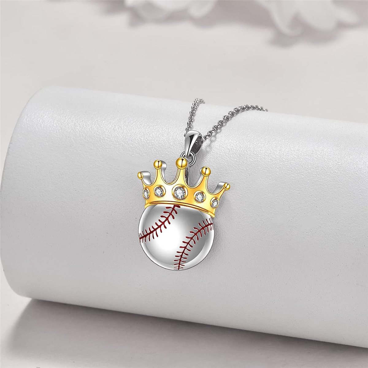 Collana con ciondolo a forma di corona da baseball in zircone bianco alla moda e di vendita calda, gioiello da donna alla moda e versatile_voghion.com