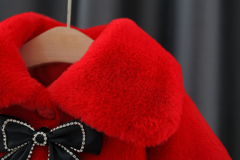 Autumn and winter new children's clothing solid color rabbit with black bow fur lapel, girls' shawl_voghion.com