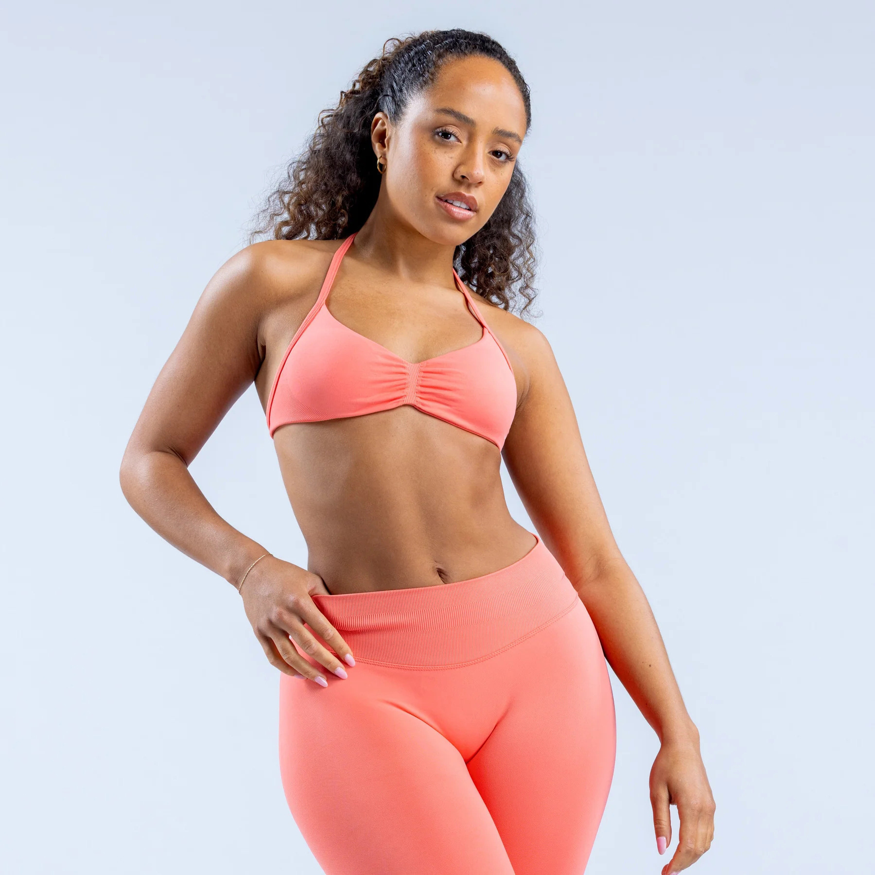 Bra deportivo de cuello colgante transfronterizo Europa y América nuevo entrenamiento físico ropa interior rápida secado yoga pequeño sujetador
