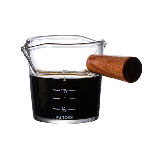 High temperature resistant coffee extraction measuring cup with graduated ounces double spout glass cup with wooden handle milk jug small milk cup
