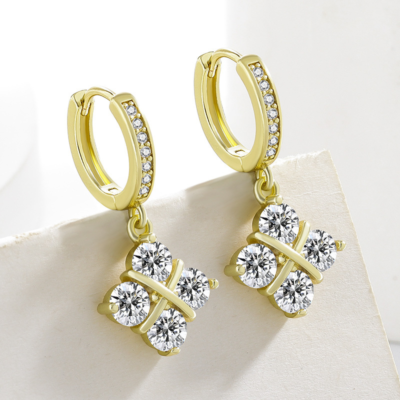 Dazzling Four Leaf Clover Drop Earrings With Heart Arrow Zircon_voghion.com