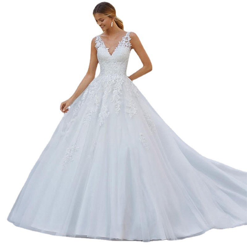Vestido de boda europeo y americano 2022 nuevo estilo de princesa de cola de espalda descubierta, vestido de venta caliente de comercio exterior, delgado y delgado.