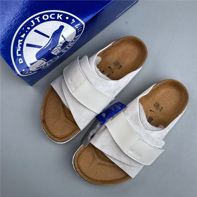 Putian shoes 2026 new Kyoto Boken Tokyo one-strap sandals with a mouse tail design, featuring a Velcro closure, suede material, and a comfortable cork sole