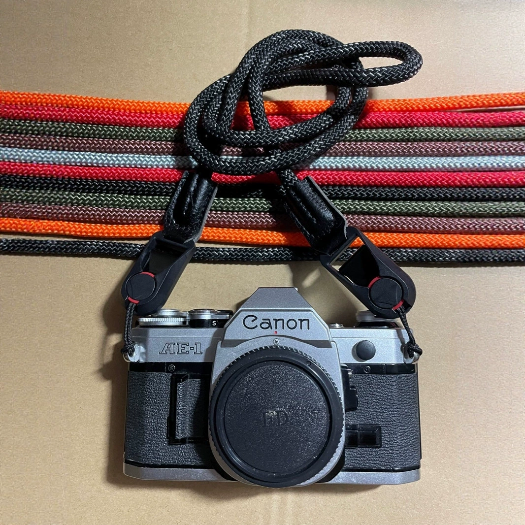 Camera, suspenders, fast multicoloured straps, direct factory sales