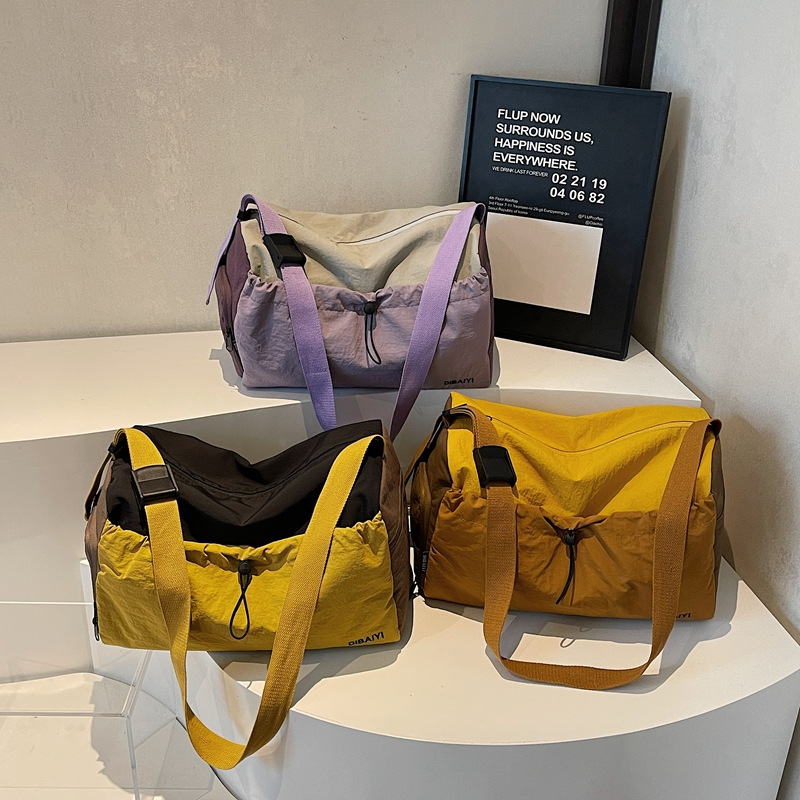 新しいアウトドアトラベルバッグ、大容量、高品質、クロスボディスポーツ出張収納、短距離カラーマッチングフィットネスバッグ|undefined