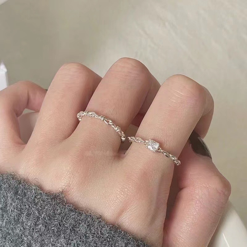 Small Sugar Cube Diamond Plain Ring for Women, Niche Design, Stackable, Makes Hands Look Longer, Pair of Rings, Light Luxury, Adjustable Open-Ended Tail Ring