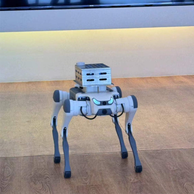 化工园区大气污染巡检 机器人走航移动多参数气体浓度监测仪