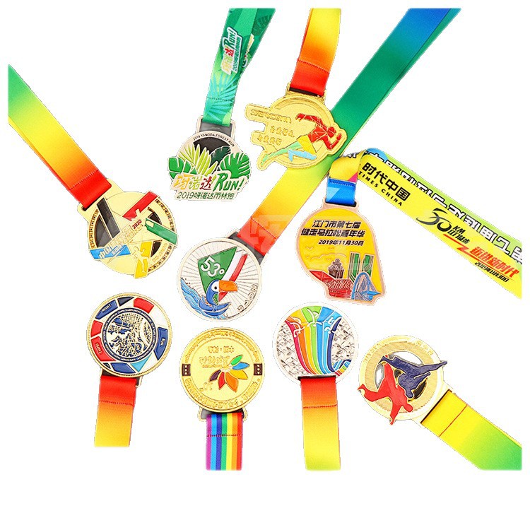 En stock creativo Club Juvenil blanco maratón juegos de recuerdo medalla logo impreso