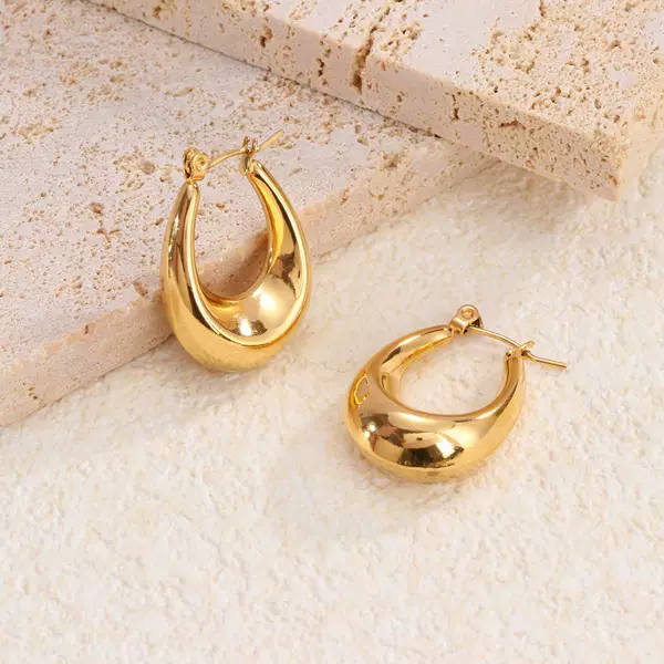 Trendy U-Shaped Hollow Stainless Steel Tassel Earrings for Women, 18K Vintage European and American Exquisite Titanium Steel Earrings