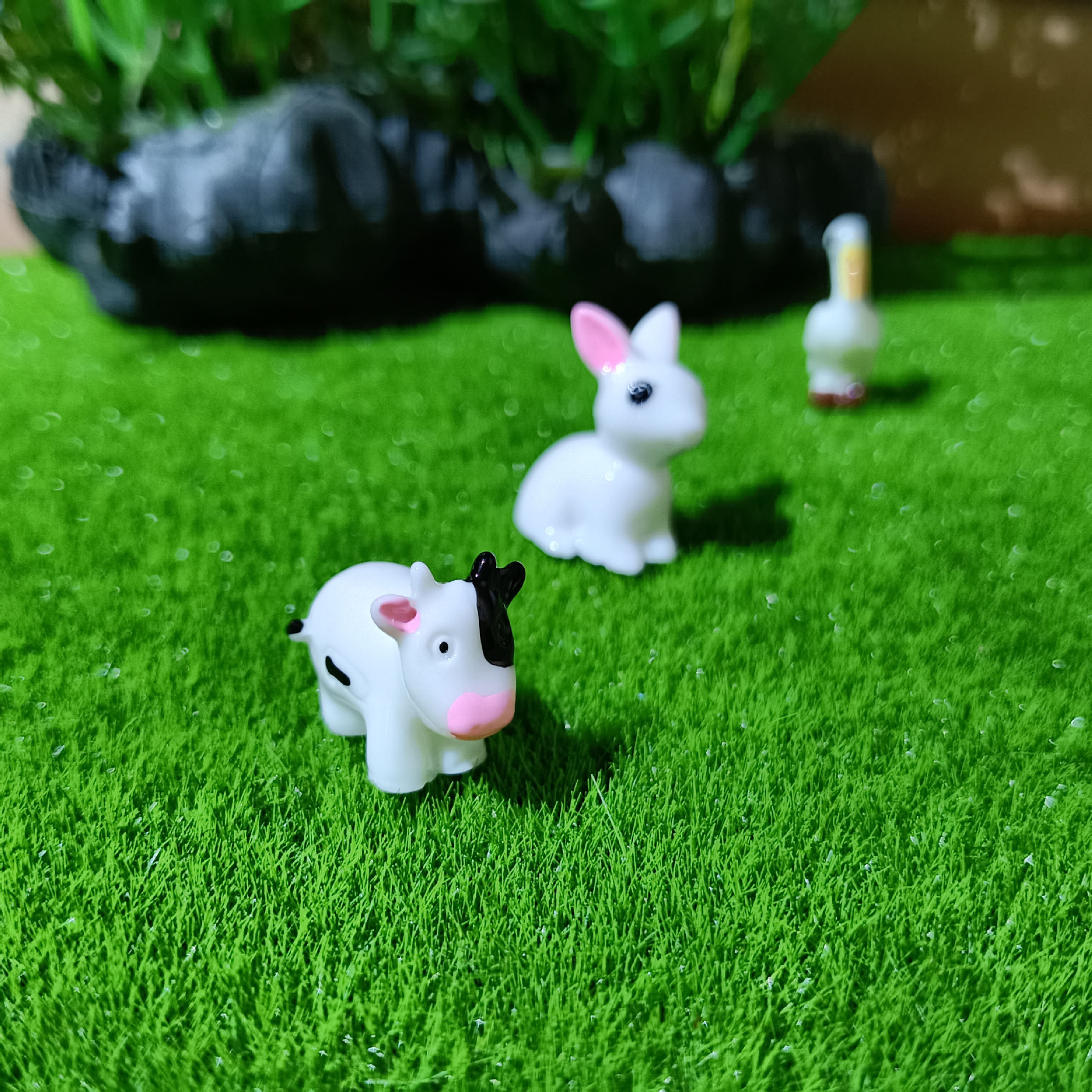 Escenografía de pecera simulación vaca micro-paisaje decoración carnosa bonsai mini pequeño animal resina lindo pato de boca larga