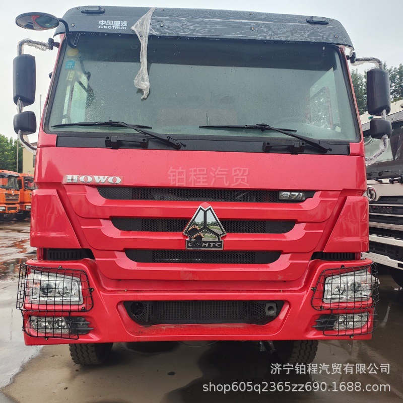 Direct export of Howo TX dump trucks for foreign trade, dump trucks for internal material transfer in sand and gravel yards, and dump trucks for yard transportation