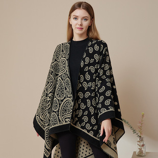 2022 autumn and winter fashion double-sided split shawl thickened color matching leopard print warm scarf wave point explosion Cape Europe and the United States
