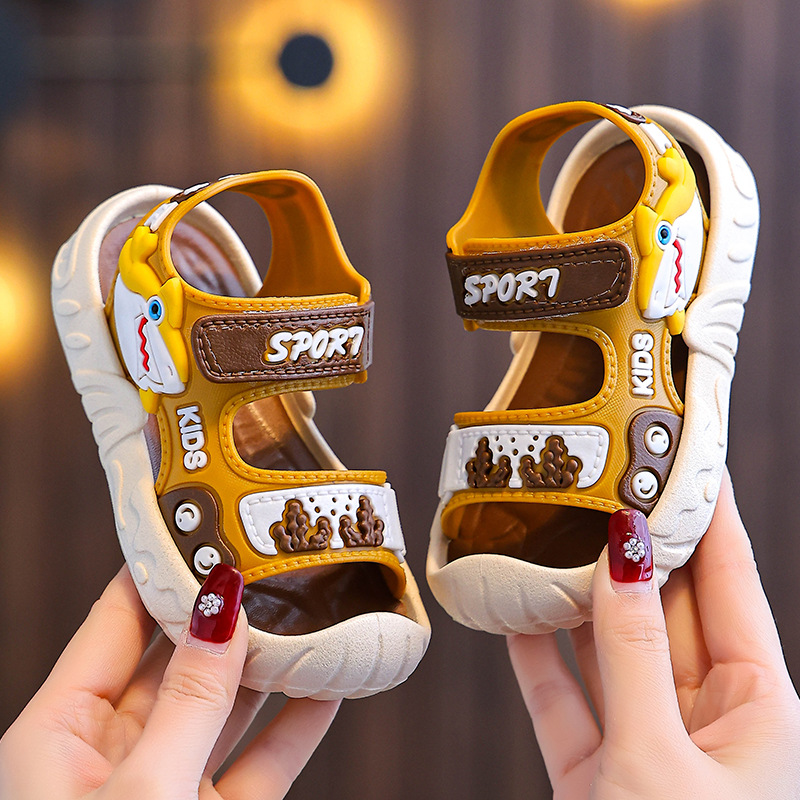 Sandalias para niños de verano 2025 zapatos de playa para niños mayores anti-derrapante para niños deportivos para bebé.